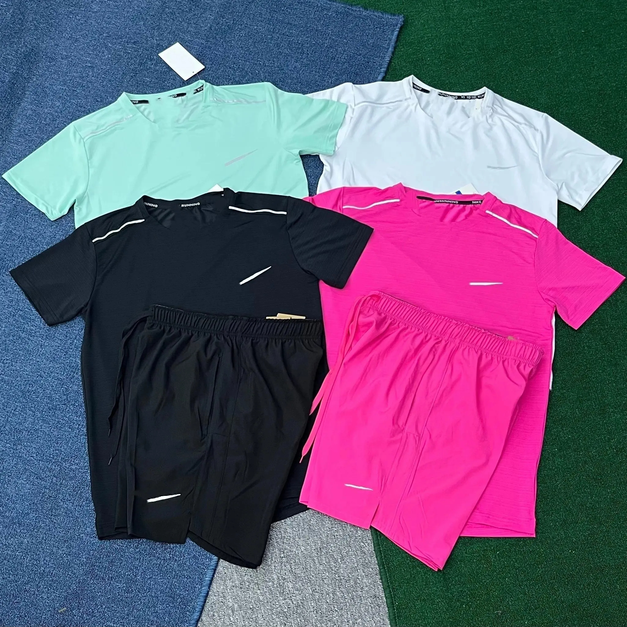 10A High Quality 1:1 tech fleece T-shirt SHORT Men's Tracksuits Designer High Quality Jacket Fashion Set Three-Dimensional Silicone Printed-image-999261080