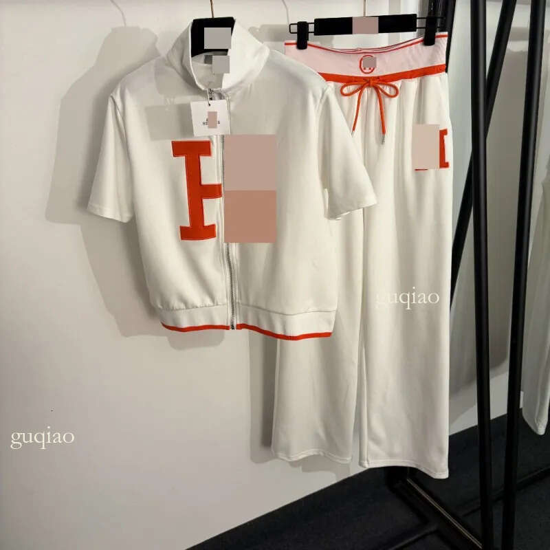 Designer Clothes Women Luxury Letter Embroidery 2 Piece Set Women Tracksuit Short Sleeve Zip Up Jacket High Waist Wide Leg Pants High Quality Clothi