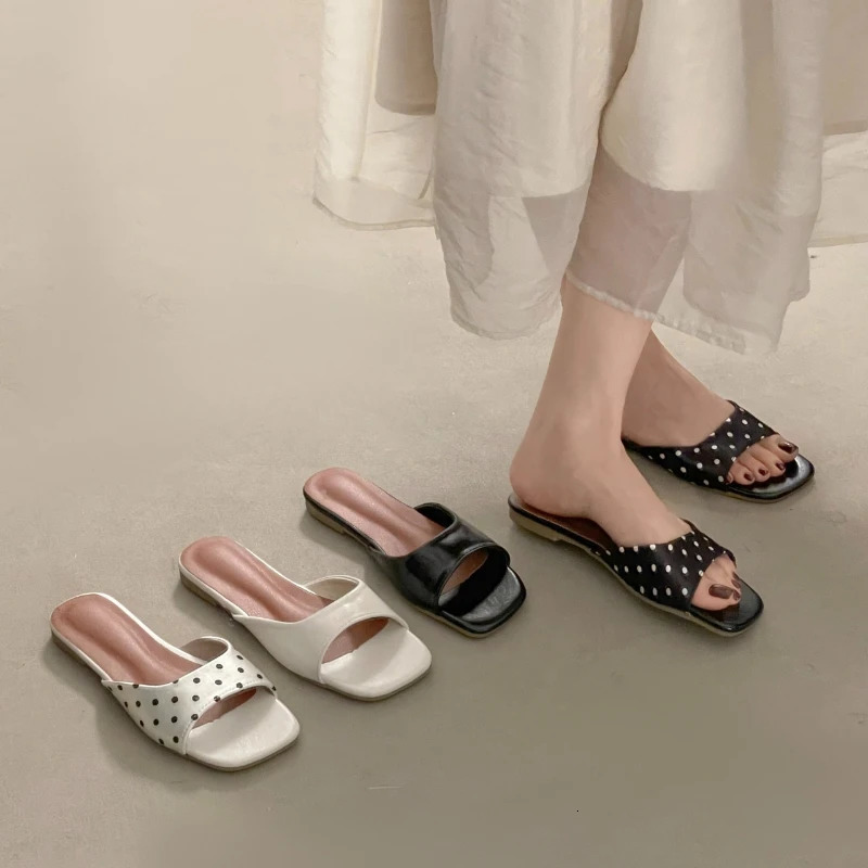 2026 Summer Fashion Women Open Toe Polka Dot Slippers Fashion Slip On Ladies Comfort Outdoor Beach Vacation Dress Slides 260612