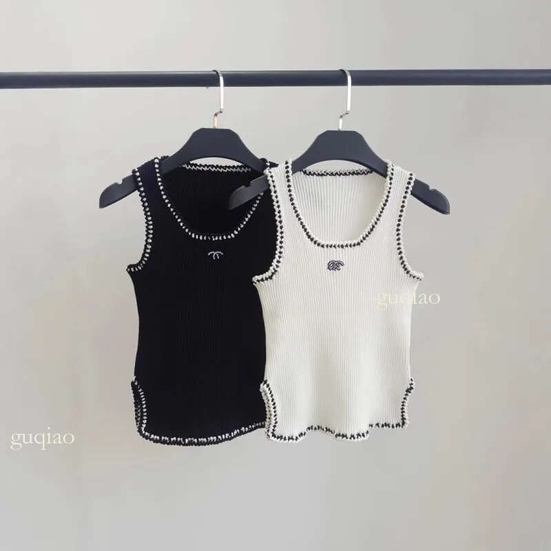 Debardeur Luxe Tank Top Womens French Style Knit Tank Top With Contrast Trim Ribbed Slim Fit Camisole High Quality Summer Clothes Women Designer