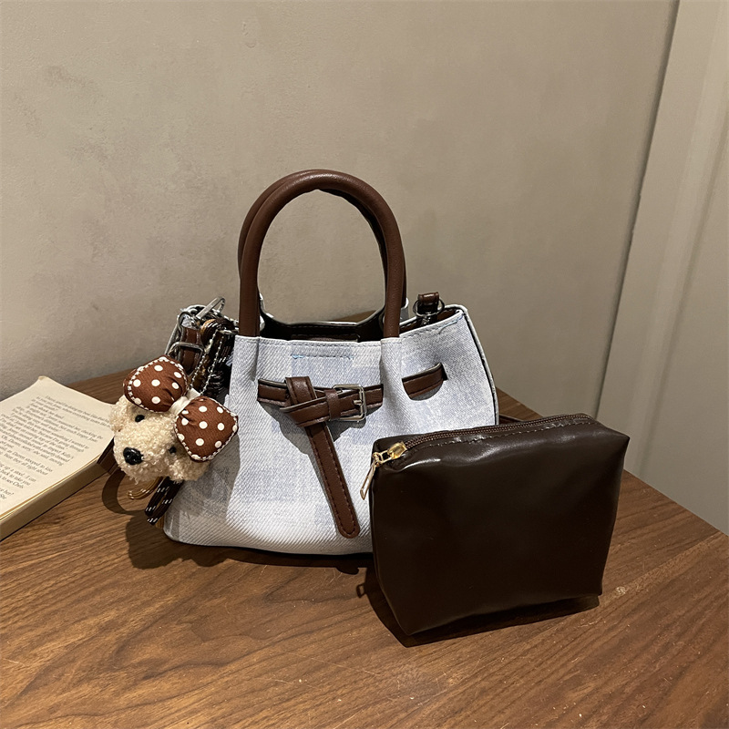 New Handheld Mother Child Bucket with High Quality and Large Capacity Retro Color blocked Trendy Fashion Shoulder Crossbody Bag