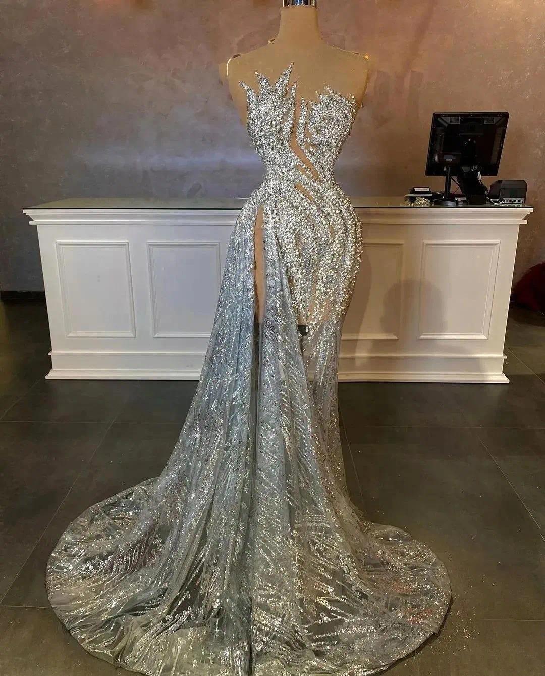 Luxury Silver Beads Mermaid Evening Dresses Sheer V Neck Sleeveless Sequins 3D Lace Hollow High Side Slit Beaded Appliques Prom Dresses