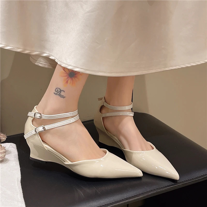 Summer Retro Solid Color Womens High Heels Fashion Buckle Sandals Comfortable Office Roman Sandals Plus Size 260612