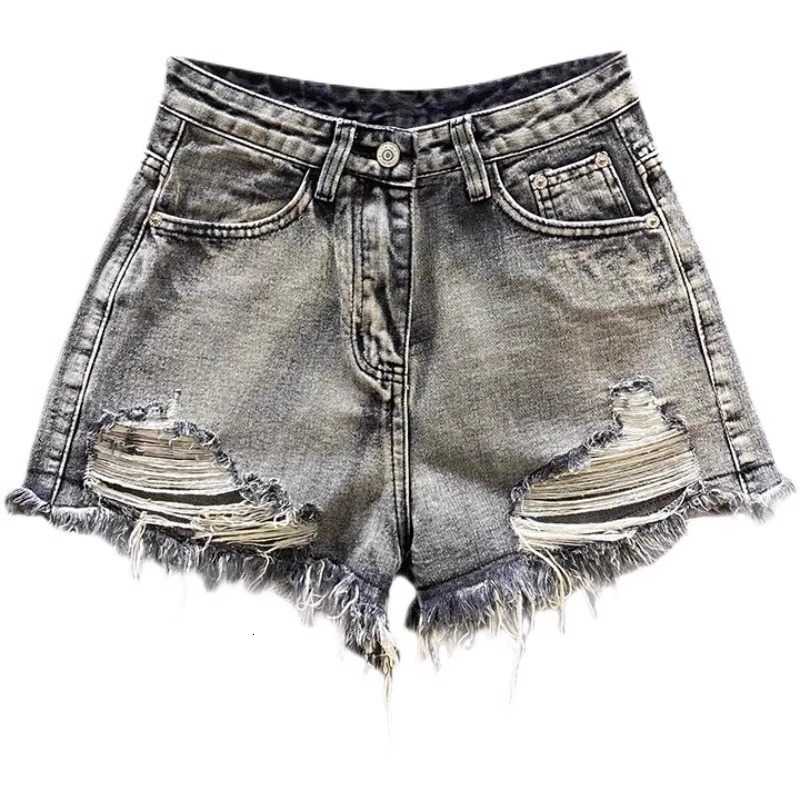 Edges with Rough Worn Legs Washed Black Denim Shorts 2026 Summer New Women Fashion A-line Wide Leg Hole Ripped Denim Shorts M260612