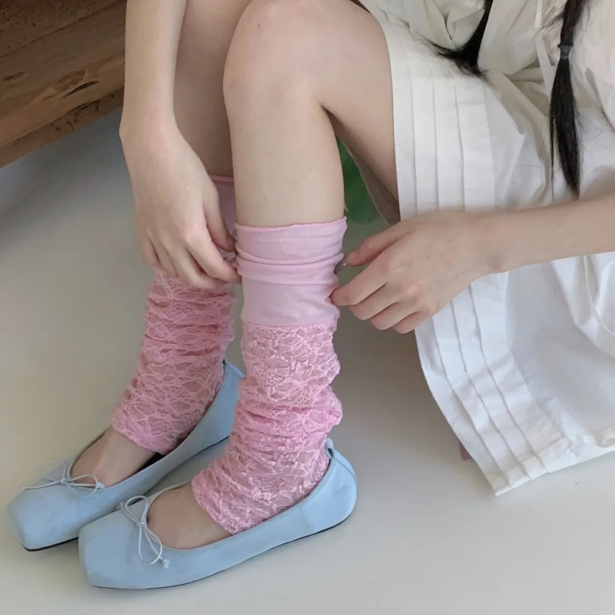 1 Pair Retro Floral Lace Slouch Socks Japanese JK Style Thin Calf Socks Womens White Open-Heel Sheer Socks for Summer 260611