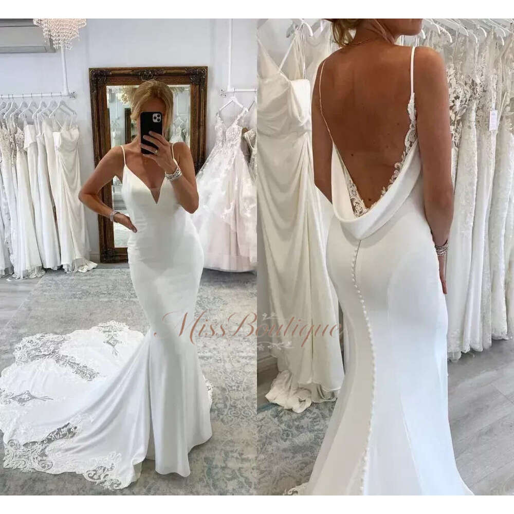 Sexy Backless Mermaid Wedding Spaghetti Straps Lace Appliques Button Covered Open Back Long Bridal Gowns Dresses Custom Made 2023 Bc15453 Q612