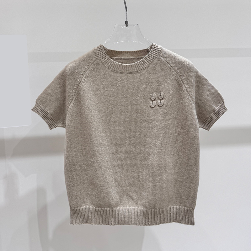 Pulls tricotés de styliste pour femmes, lettres marron, col ras du cou, minimaliste et confortable, tricot d'été pour les déplacements à la maiso