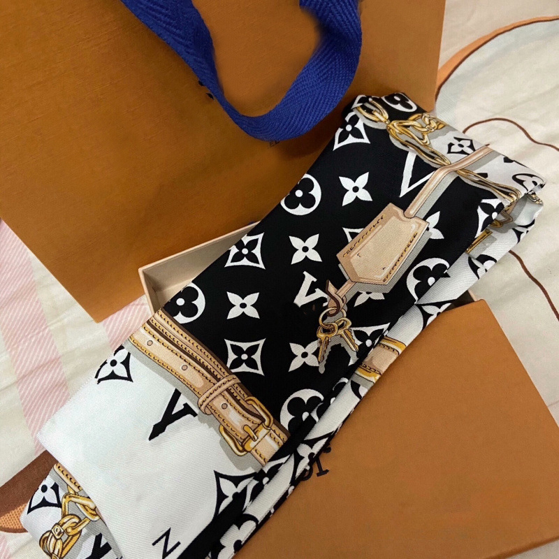 2026 concepteur rose gris fleur chaîne serrure impression Twilly élégant femmes sac poignée enveloppement cheveux bande cou écharpe accessoire de