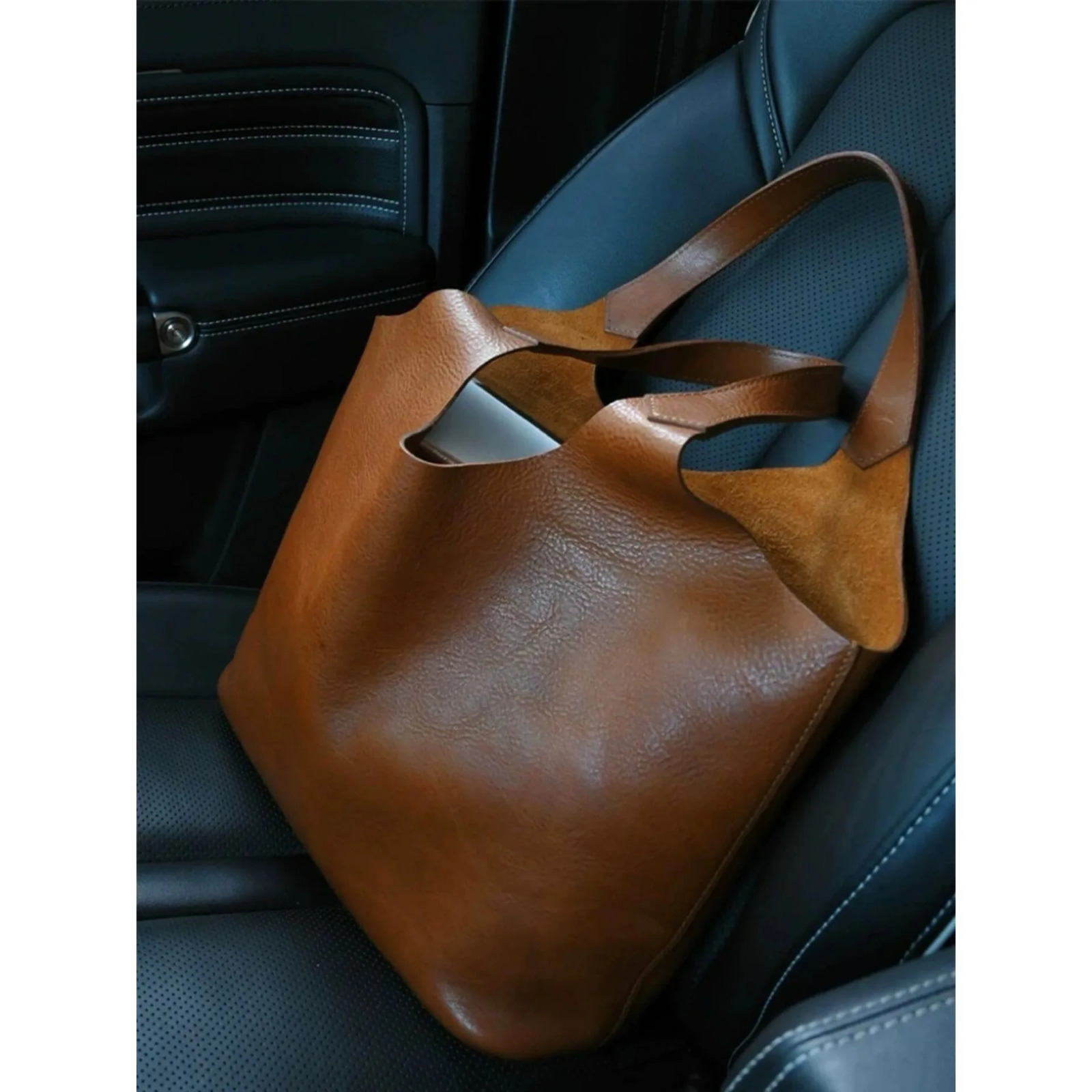2026 brown tote bag womens large capacity retro commuting shoulder fashionable and versatile vegetable basket handbag 260611BJ