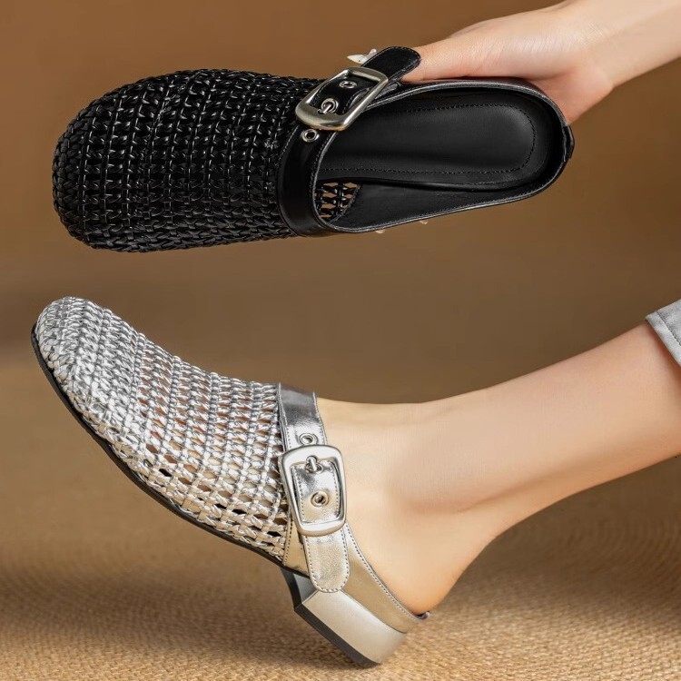 New super popular niche silver woven hollow half slippers for women's summer outdoor wear, fashionable Baotou sandals, high-end designer shoes