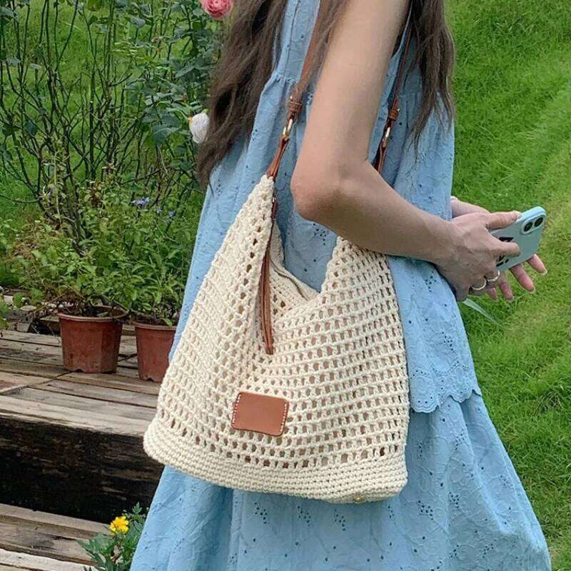 2026 New Arrival Style Minimalist Straw Woven Shoulder Bag For Women Versatile Casual Daily Commute Bags Niche Fashion