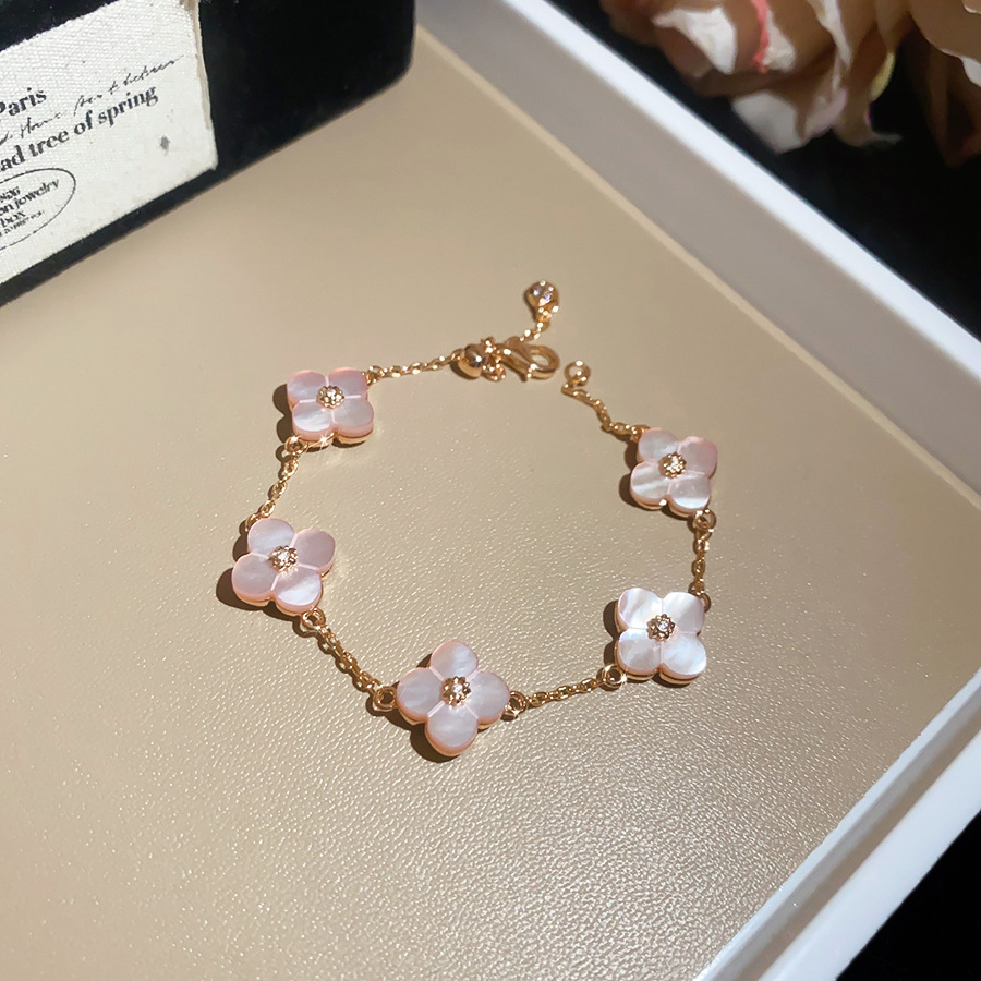 French-style four-leaf clover cherry blossom pink mother-of-pearl bracelet, necklace, and earring set, niche high-end clavicle chain fashion acce-image-1110184504
