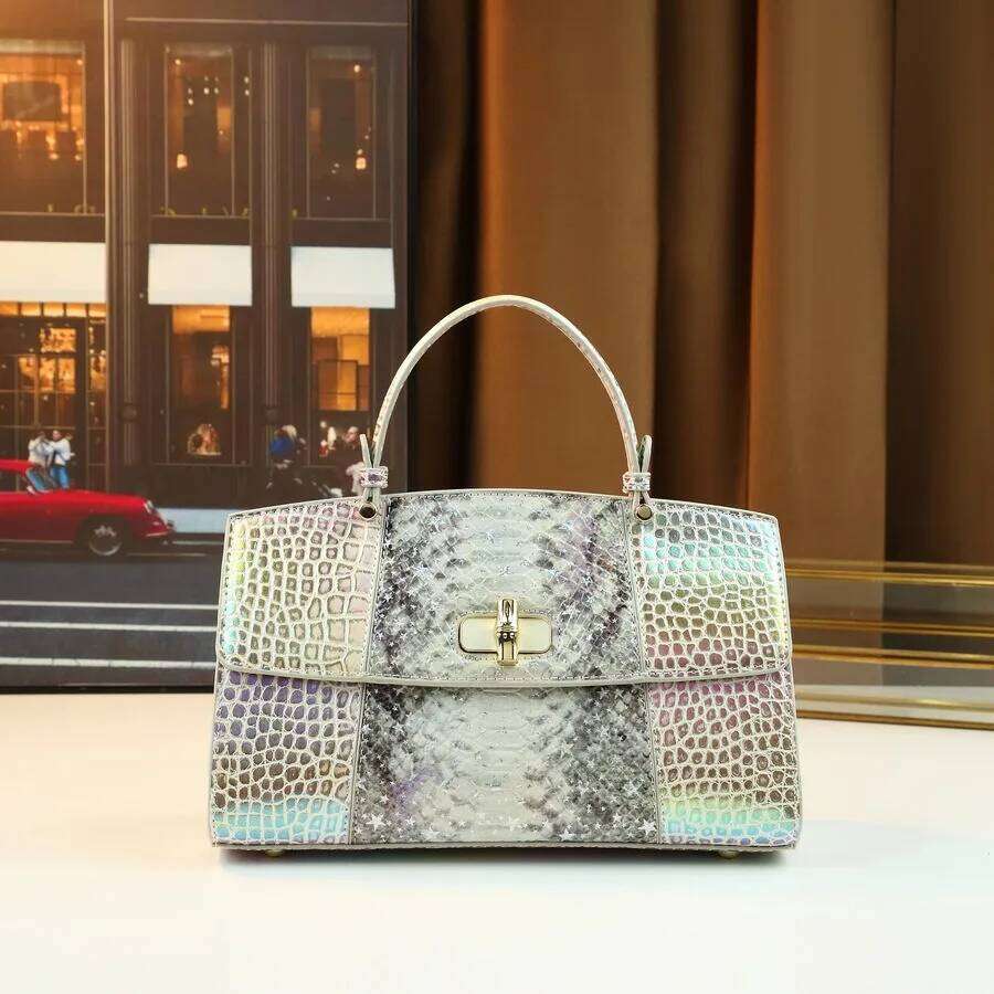 2026 New Luxury Designer Holographic Snake Pattern Handbags Women Iridescent Crocodile Tote Fashion Shiny Silver Crossbody Bag