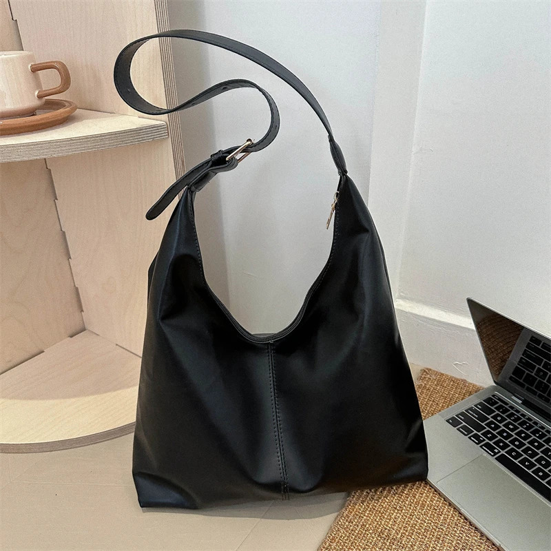 Trendy Casual Soft PU Womens Handbags Solid Color Large Capacity Female Shoulder Bag Retro Tote Bag For Commute Shopping 260610