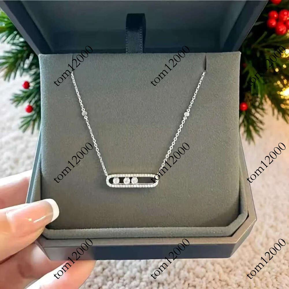 High Quality 925 Sterling Silver Boutique Jewelry Pendant Necklace Inlaid With Shiny Movable Zircon Fashionable Womens BanquetXJ251104