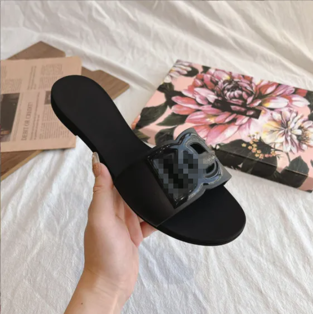 With box 2026 Designer Slippers For Women Designer Slippers Rubber Leather Mules Flat Heels Woman Claquette Luxe Hollowed Out Slides Outdoor Beach S
