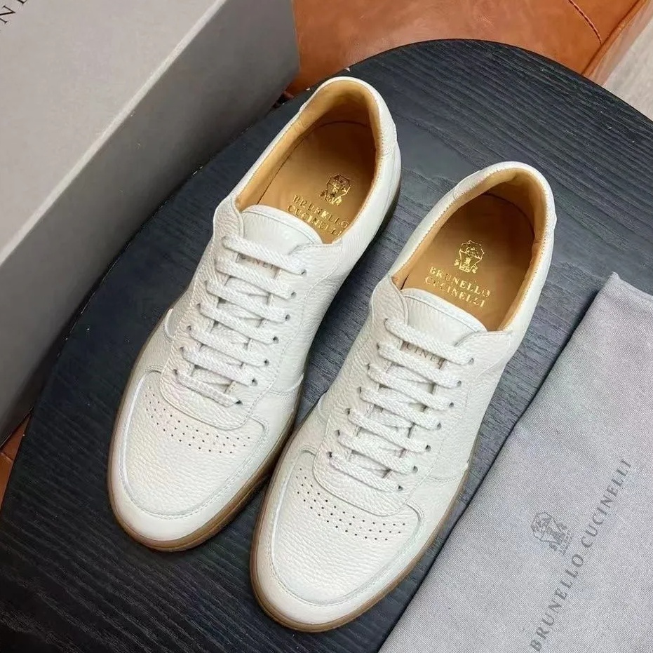 Men's summer versatile comfortable flat sole dress shoes couples dating Loafers Luxury party breathable casual Shoes Designer classics matte su