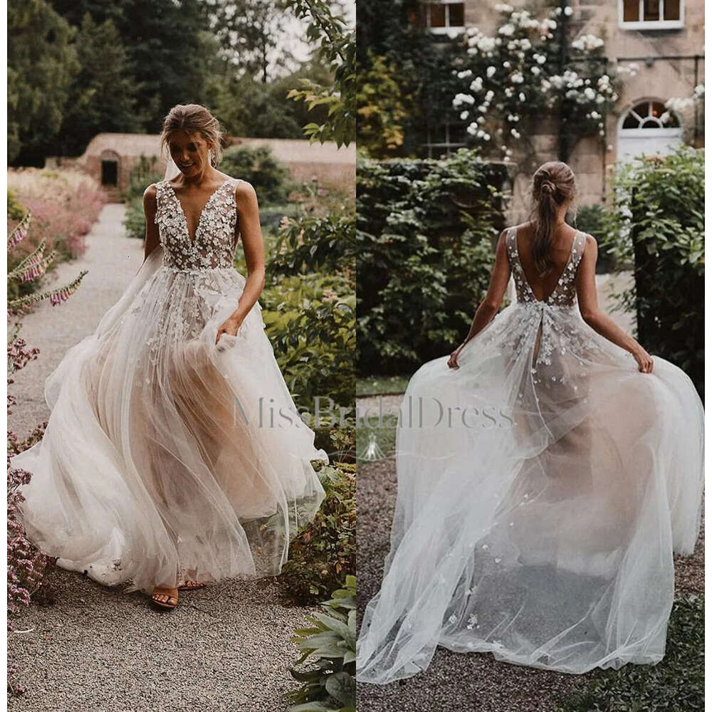 2020 Bohemian New Arrival Sleeveless A Line Dresses Lace Tulle Appliques V Neck Bridal Backless Sweep Train Wedding Gowns Mb612