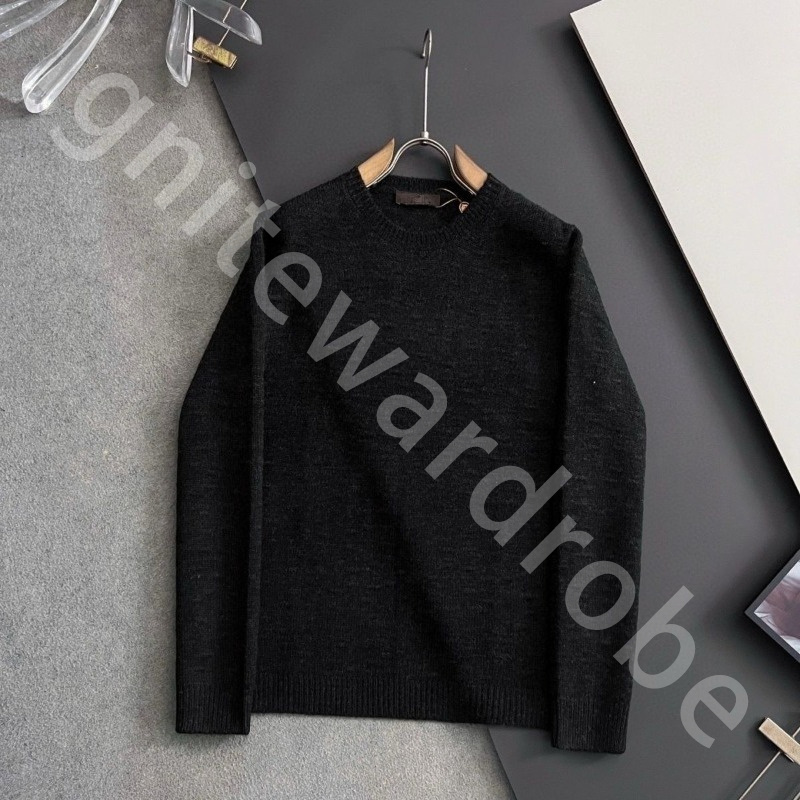 Quiet Luxury Designer Winter Sweaters for Men Solid Color Comfortable Round Neck Casual Warm Bottoming Knitted Sweater L1289