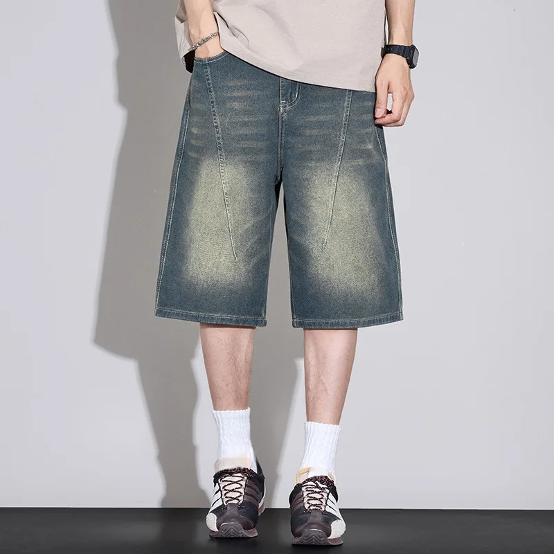 Americanstyle mens vintage distressed denim shorts a summer trend are loose fitting wide legged and versatile mid length pants 260609