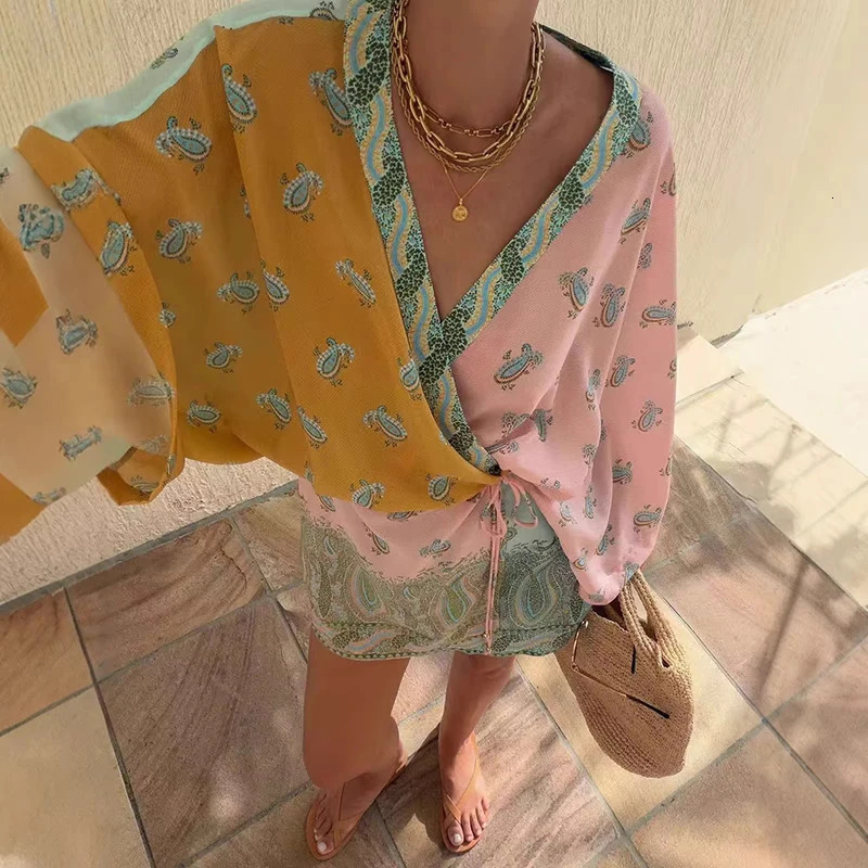 Spring Summer Bohemian Dress Sexy V Neck Lace Up Loose Beach Short Pattern Printed Batwing Sleeve Casual Womens Dresses 260612