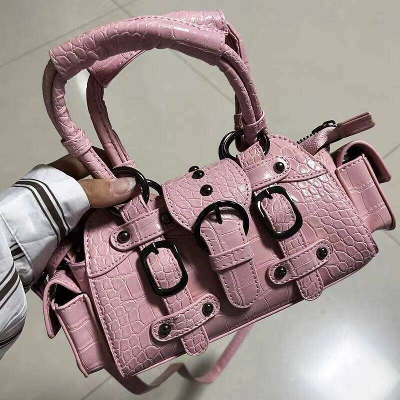 Moto & Biker Bag For Women Luxury Designer Handbag Purses New In PU Crocodile Pattern Rivet Belt Buckle Top Handle Shoulder Suotong260612