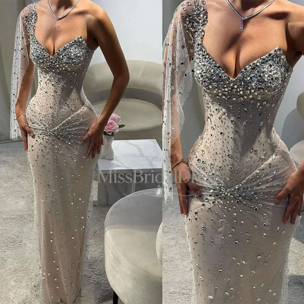 Glamorous Prom Dresses One Shoulder Mermaid Beads Appliques Lace Sweetheart Sweep Train Evening Party Gowns Customized Robes Mb612