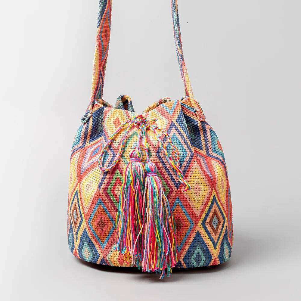 Boho embroidered bucket niche design ethnic style one-shoulder crossbody bag, casual portable commuting bag