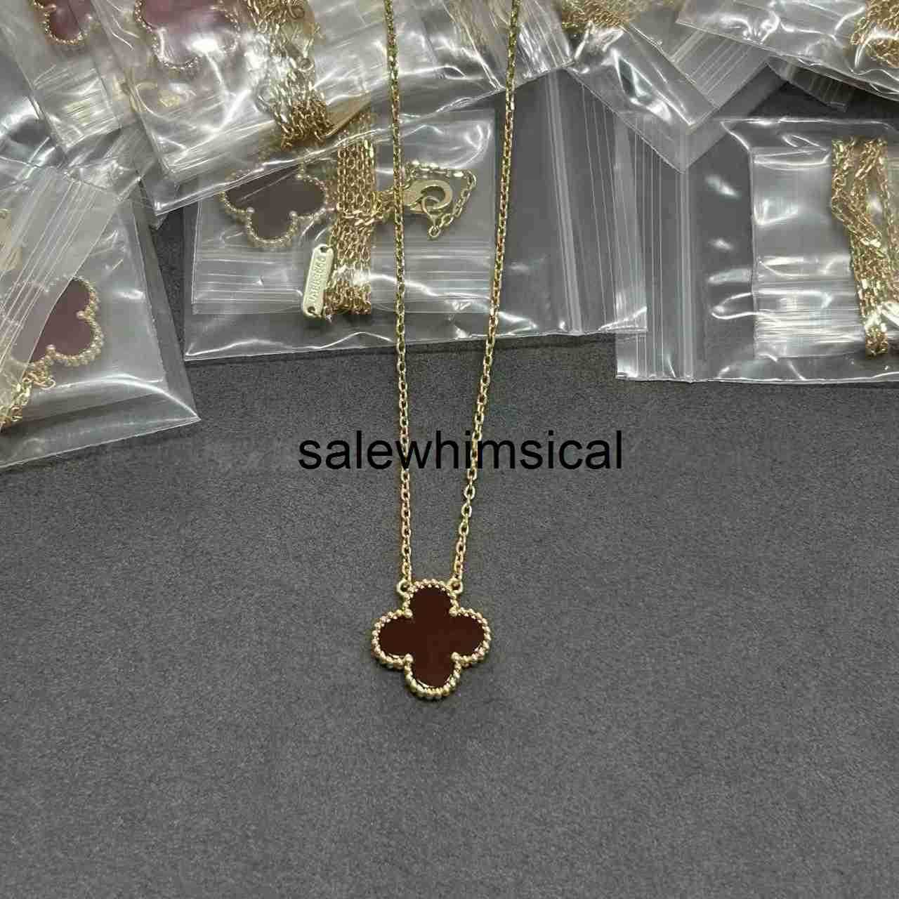 Designer Necklace High-end V gold four-leaf clover red agate jewelry necklace 18K plated exquisite collarbone chain for women light luxury niche sty