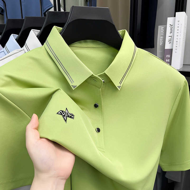 short ice silk sleeve shirt brand fashion embossed T-shirt summer breathable new casual mens clothing M260612