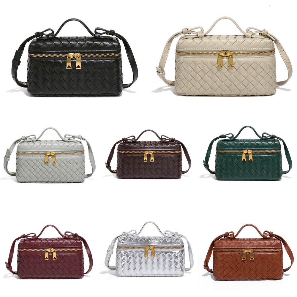 AAA Fashion woven handbag designer tote bag portable Fashion hand-held makeup bag shoulder or crossbody style large capacity commuting bag multiple