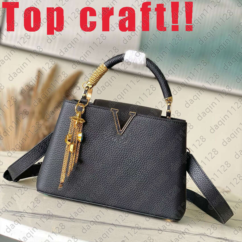 New Fashion Top Handle Satchel Handbags Shoulder Bags Designer Mirror Quality Charm Pendant Crossbody Bag Top Craft Purse Luxury Travel Bag M26531 M