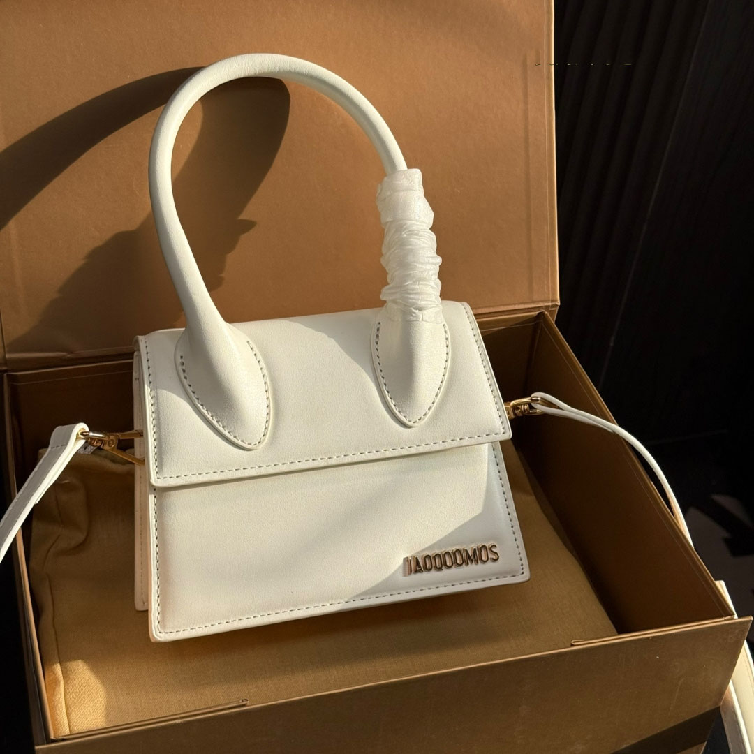 10A Mini Designer Bags 2026 Trends handbag Le Chiquito crossbody bag luxury purse bag Magnetic buckle flip cover detachable shoulder bag strap High