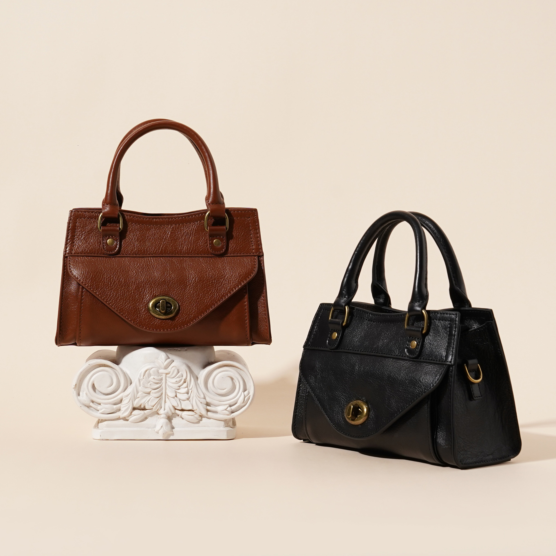 Best seller Vintage Genuine Leather 2026 New Cowhide Women's Bag Trendy Popular Versatile Fashion Crossbody Handbag Briefcase