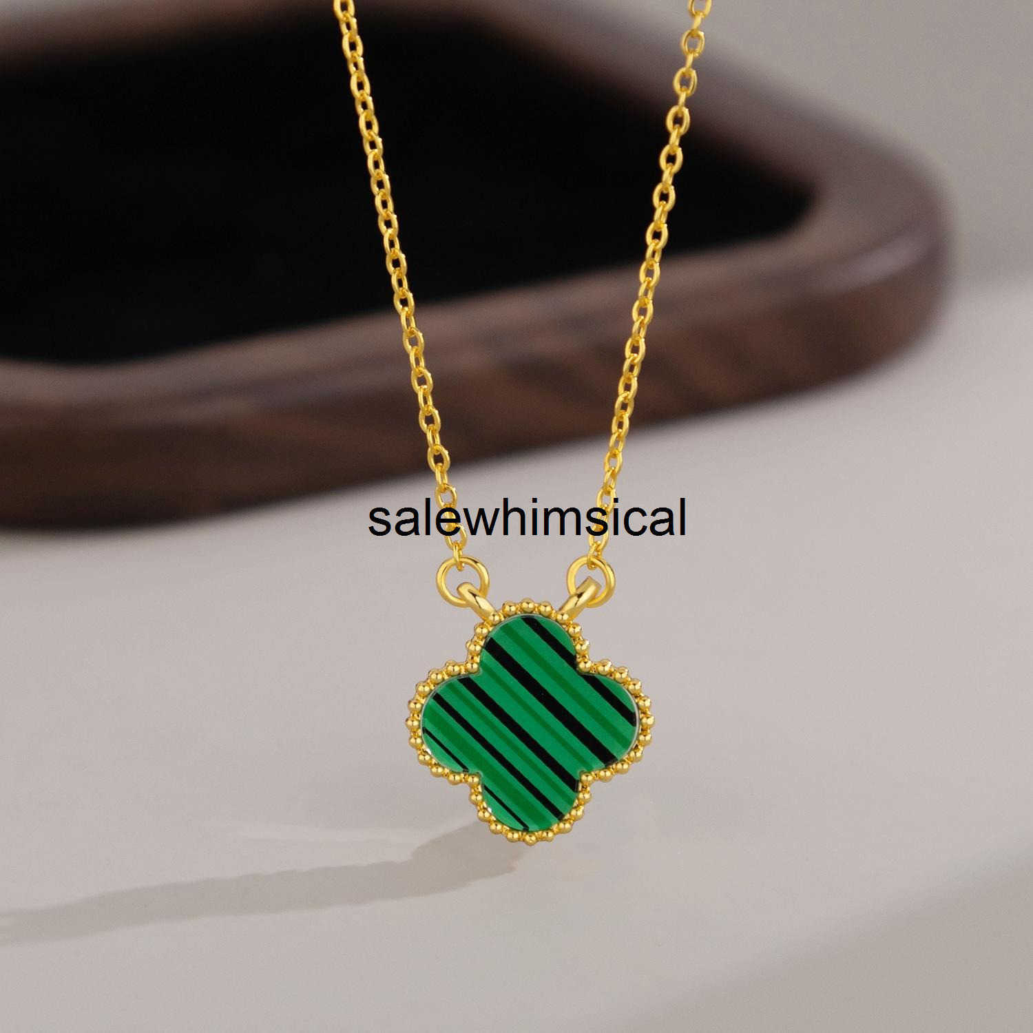 Designer Necklace Lucky Four-Leaf Clover Necklace for Women Korean and Japanese Style 2025 New Fashion Classic Versatile Clavicle Chain Gift for Gir