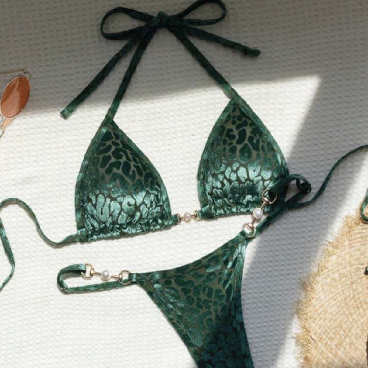 Free shipping 2026 New Style Sexy Thong Pearl Leopard Print Special Fabric Swimwear Bikini