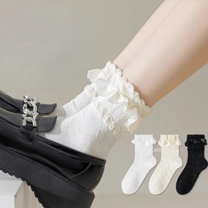 1 Pair High Quality Lolita Lace Socks Japanese Maiden Woman Lace Short Socks Summer Sweet Ruffle Cotton Princess Socks 260612