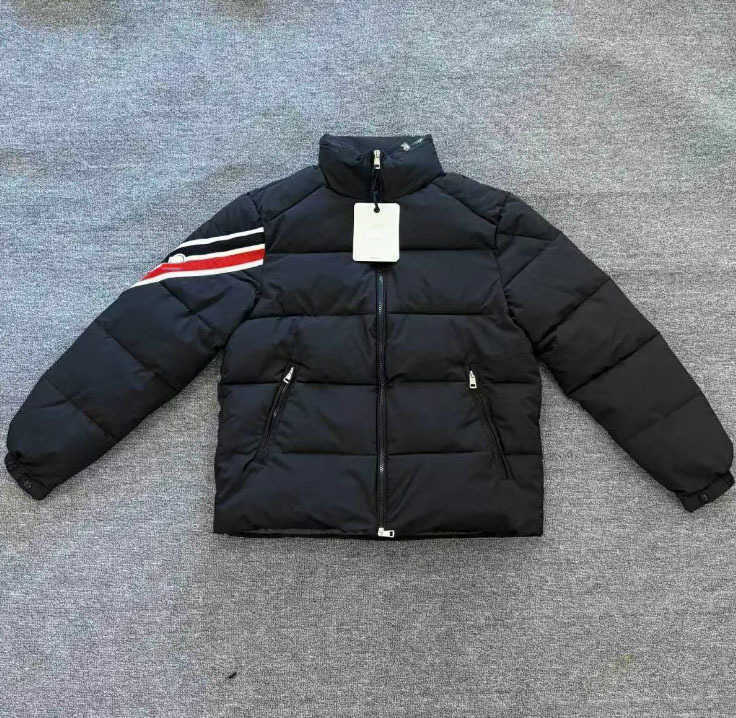 Winter Down Jacket for Men White Duck Down Filling Outdoor Windproof Stand-up Collar Coat Thickened Warm Jacket Parka Womens Zipper Down vest Q26061