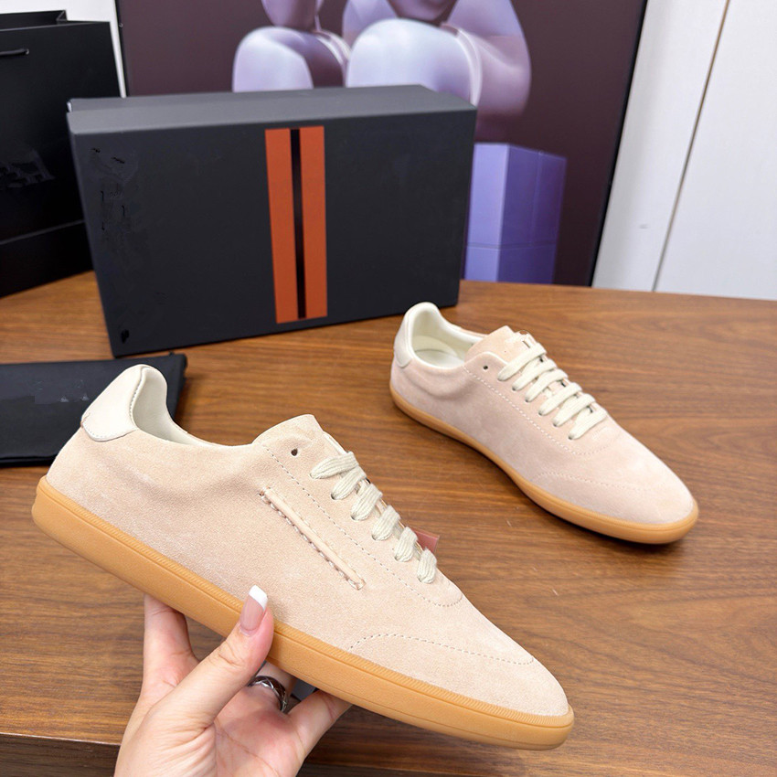 Comfortable Wear Men's Weekend Walk Suede Sneakers Shoes Ultra-light Treaded Rubber Soles Men Platform Casual Walking Fashion Professional Trai