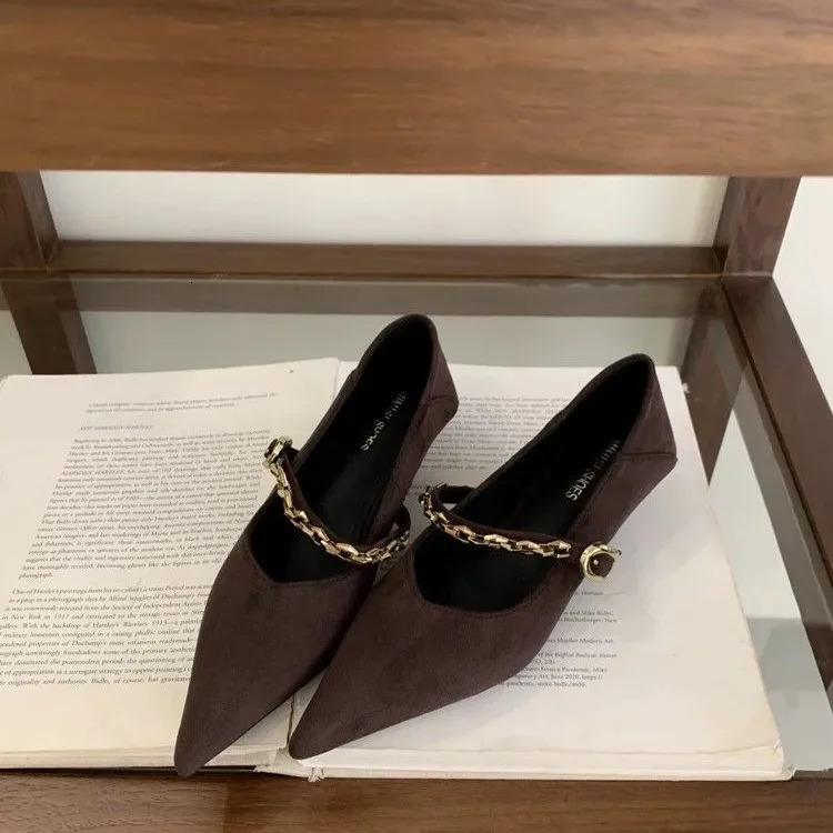 Womens Shoes Korean Version Suede Pointed-toe Chain Metal Buckle Shallow Single Shoes Womens Style 260612