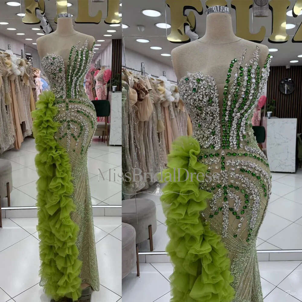 Luxury Prom Dresses Mermaid Sweetheart Sleeveless Beads Appliques Customized Lace Up Back Sweep Train Evening Gowns Vestido Mb612