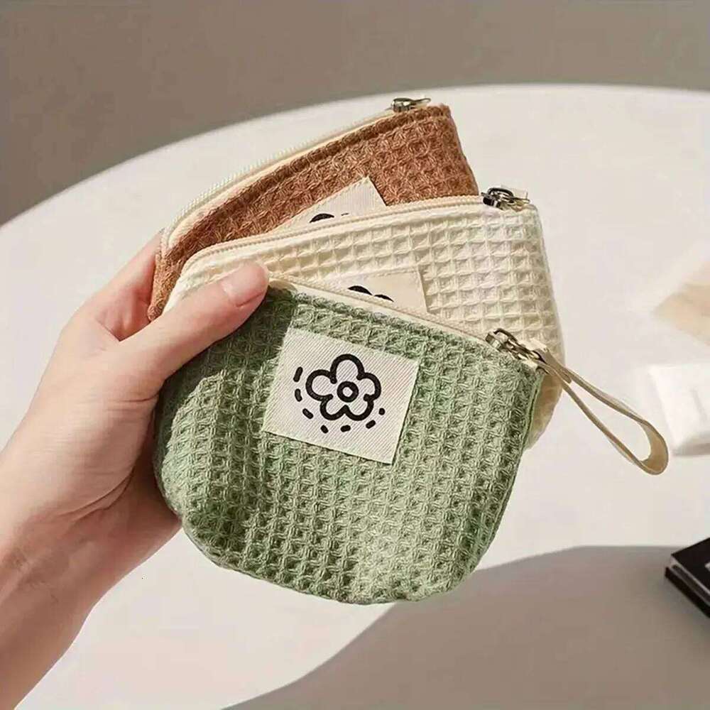 1PC Matcha Green mini cute portable sanitary napkin cosmetics storage bag, ladies' coin purse