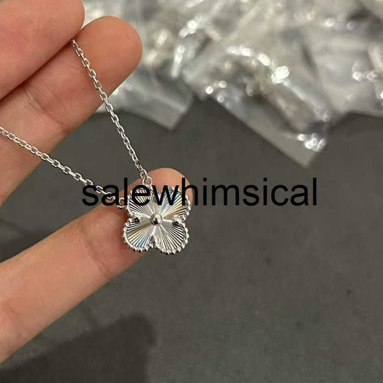 Designer Necklace double-sided four-leaf clover necklace 925 silver plated with 18k gold natural white mother-of-pearl pendant womens light luxury U