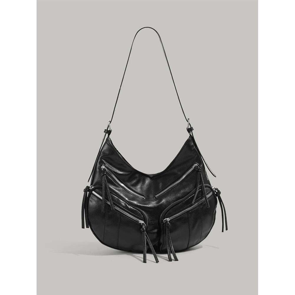 Punk Street Spicy Girl Style Underarm with Multiple Pockets and Large Capacity Commuter Single Shoulder Tote Bag