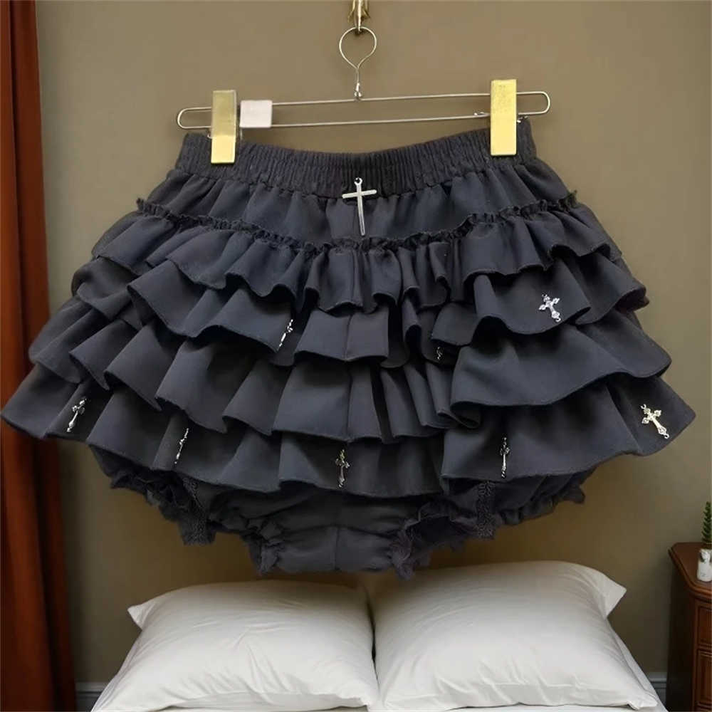 Riveted Belt Punk Skirt Black Y2k Harajuku High Street Fashion 90s Sexy A-Line Mini Tutu Skirt WomenS Summer Clothing New M260612