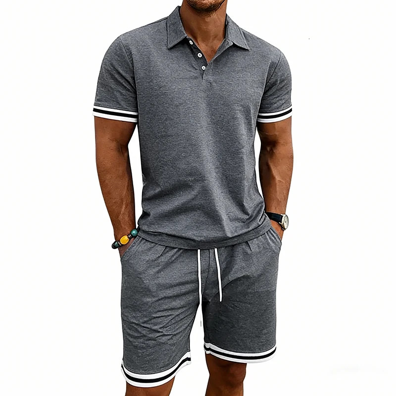 Mens twopiece set of polo shirt and shorts with simple colorcontrast decoration suitable for summer everyday casual wear