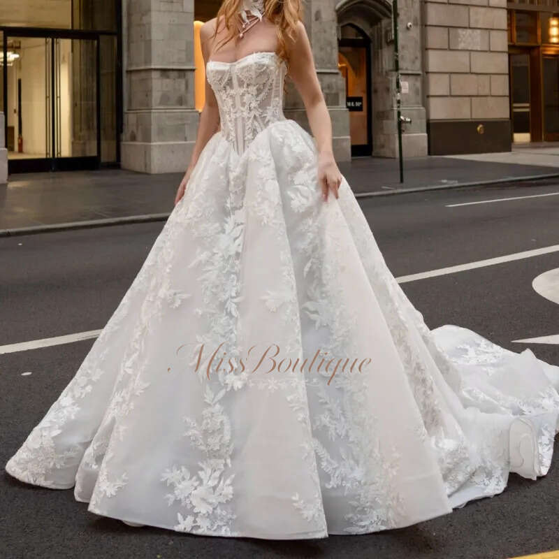 Luxury White Dubai Arabic Mermaid Dresses A Line Applique Lace Beads Tull Court Train Wedding Dress Bridal Gowns Q612