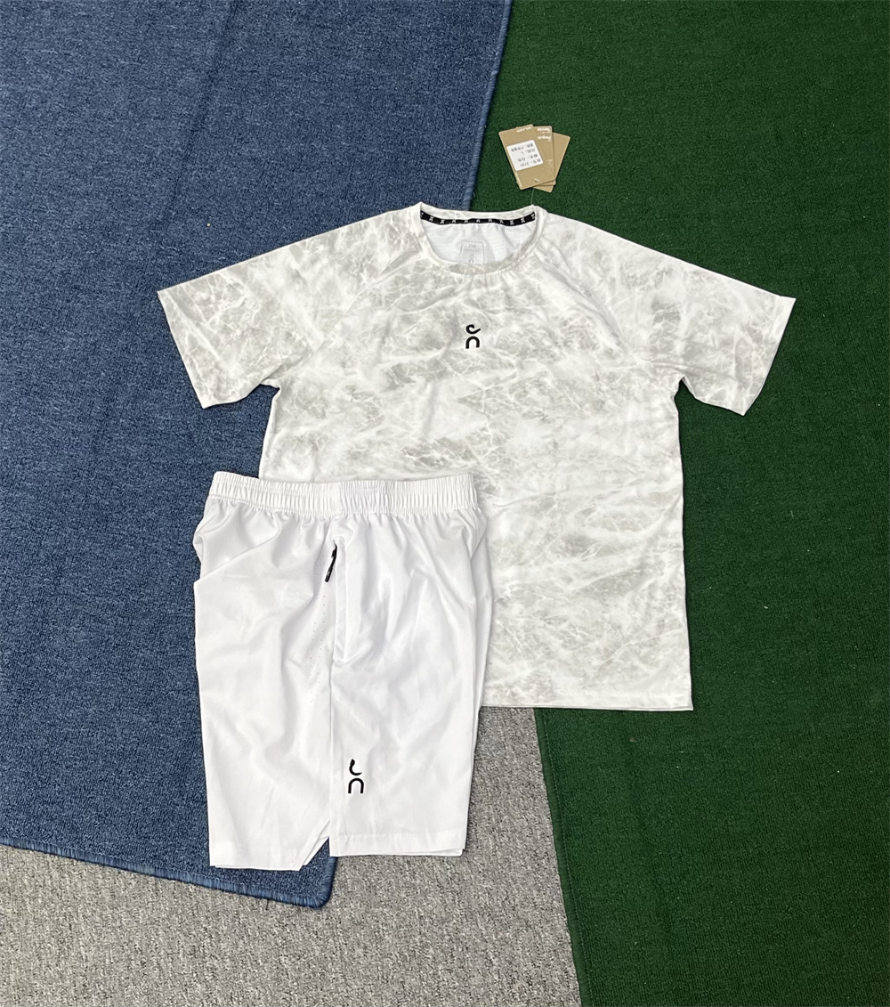 quick drying clothes Men Designer Running Clothes Quick Drying Tech Suits Tracksuits T Shirt Shorts Womens Pr