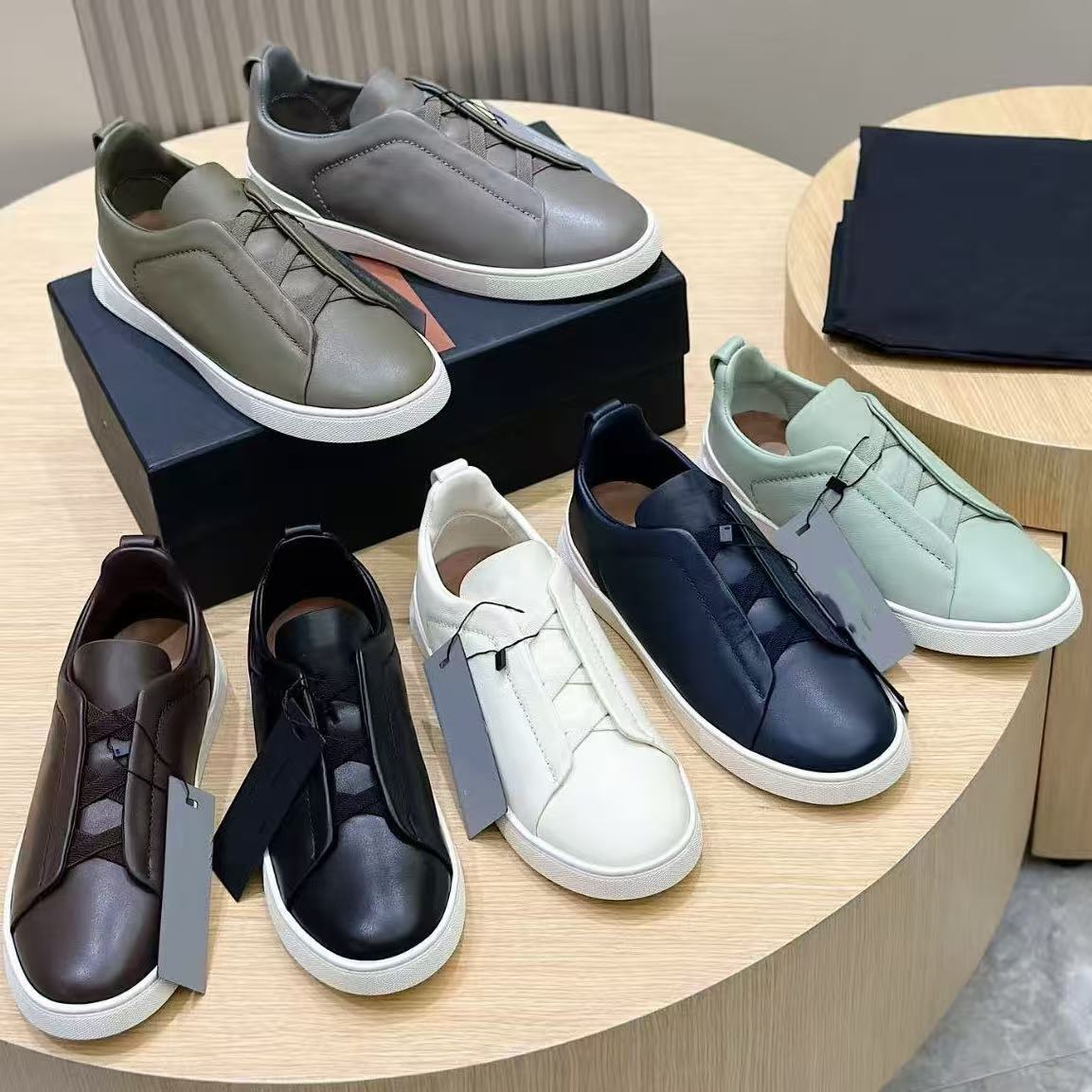 Luxury shoe Top quality minimalism Suede loafers Flat heel slip on shoes Dress shoes for men Real leather Luxury designer loafers holiday shoes Walk