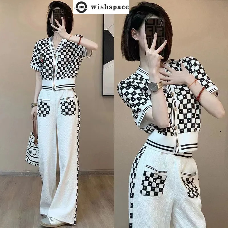 Spring and Summer Style Casual Age Reducing Wide Leg Pants Twopiece Set Fashionable Retro Top for Women 260612